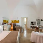 Dimora Santi-Mancuso By Barbarhouse Apartment